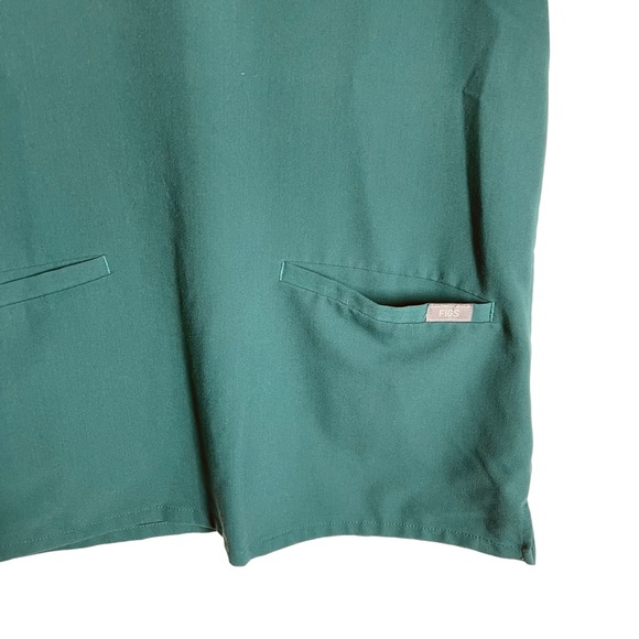 Figs kelly green scrub top - Picture 2 of 4